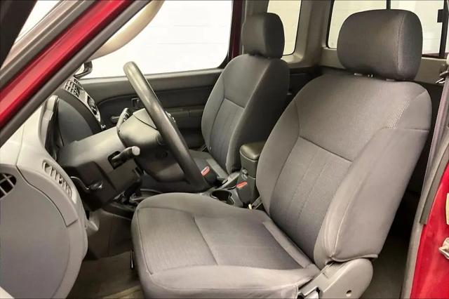 2003 Nissan Frontier XE-V6