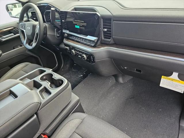 2026 Chevrolet Silverado 1500 4WD Crew Cab Short Bed RST