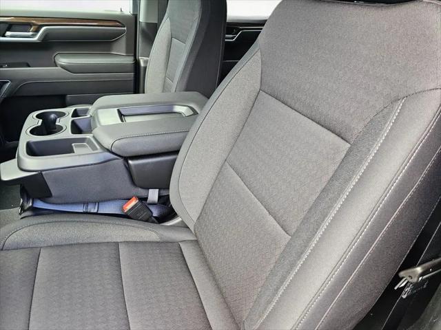 2026 Chevrolet Silverado 1500 4WD Crew Cab Short Bed RST