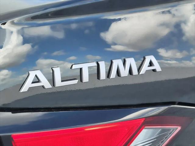 2026 Nissan Altima SR FWD