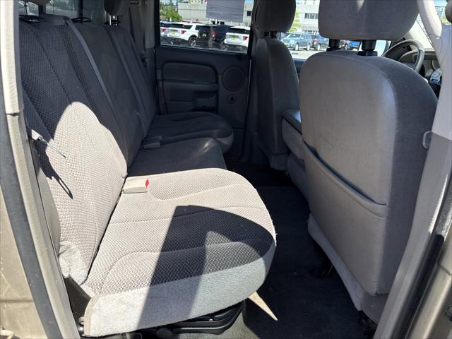 2004 Dodge Ram 1500 SLT/Laramie