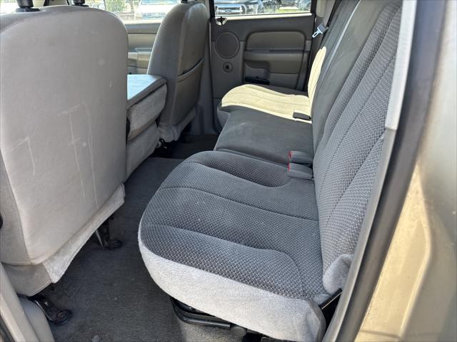 2004 Dodge Ram 1500 SLT/Laramie
