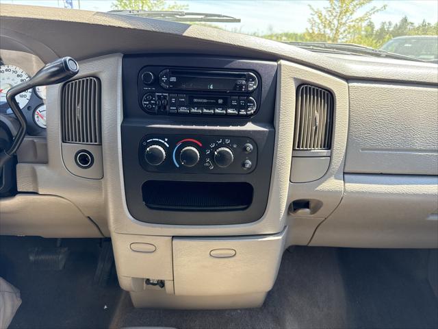 2004 Dodge Ram 1500 SLT/Laramie