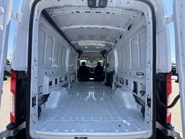 2023 Ford Transit Cargo Van Base