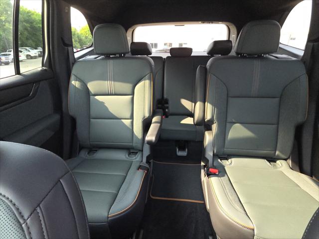 2026 GMC Acadia AT4 AWD