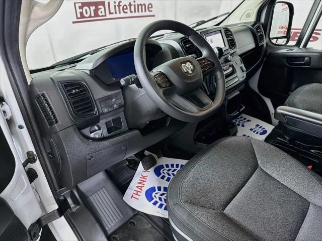 2025 Ram ProMaster 2500 Cargo Van Tradesman Low Roof 136" WB w/Pass Seat