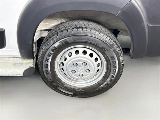 2025 Ram ProMaster 2500 Cargo Van Tradesman Low Roof 136" WB w/Pass Seat