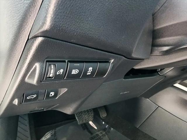 2025 Toyota Corolla Cross Hybrid XSE