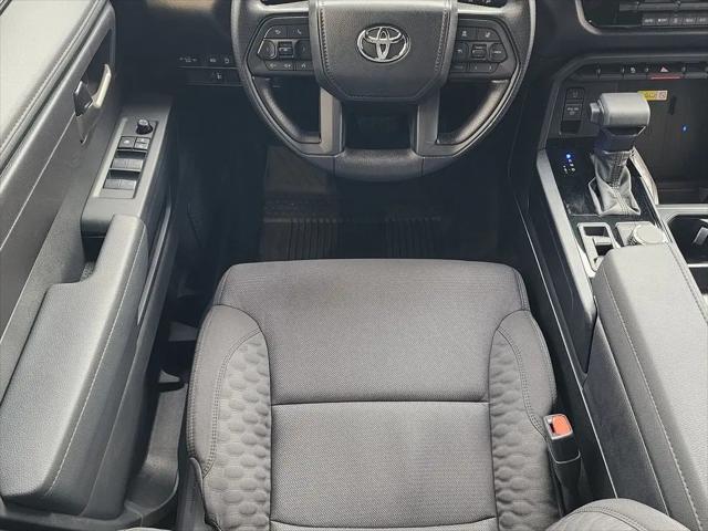 2026 Toyota Tundra SR5 CrewMax 5.5' Bed