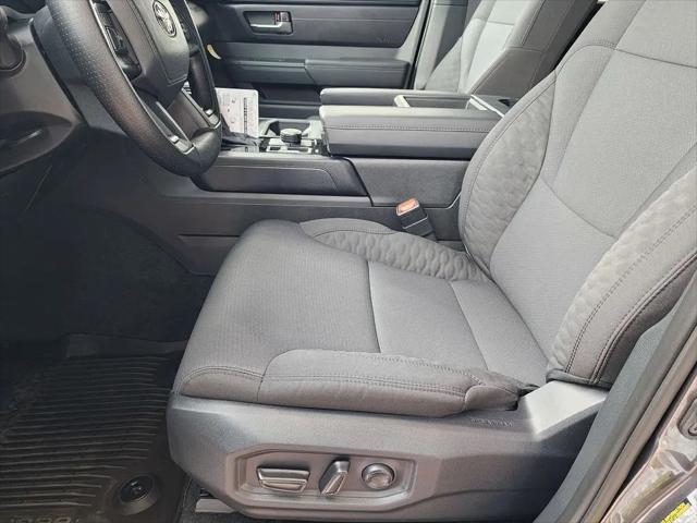 2026 Toyota Tundra SR5 CrewMax 5.5' Bed