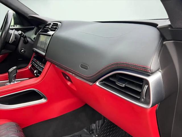 2019 Jaguar F-PACE SVR