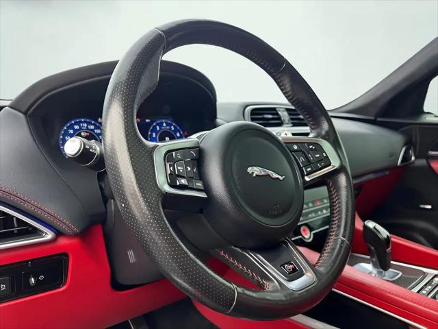 2019 Jaguar F-PACE SVR