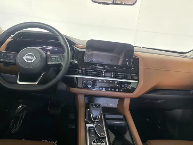 2025 Nissan Pathfinder Platinum 4WD