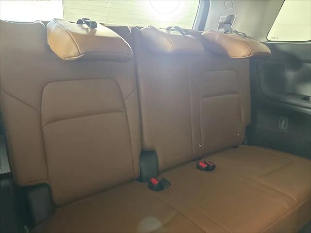 2025 Nissan Pathfinder Platinum 4WD
