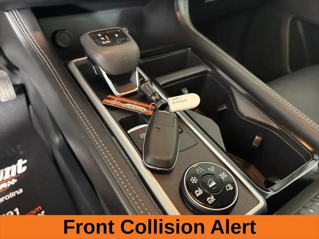 2024 Nissan Pathfinder Platinum 4WD