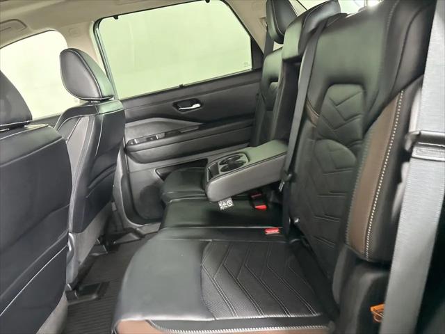 2024 Nissan Pathfinder Platinum 4WD