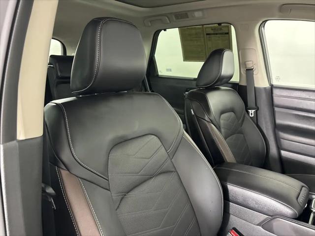 2024 Nissan Pathfinder Platinum 4WD