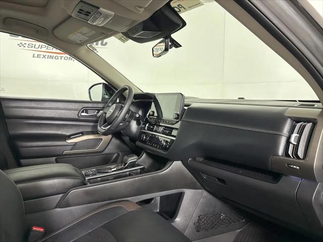 2024 Nissan Pathfinder Platinum 4WD