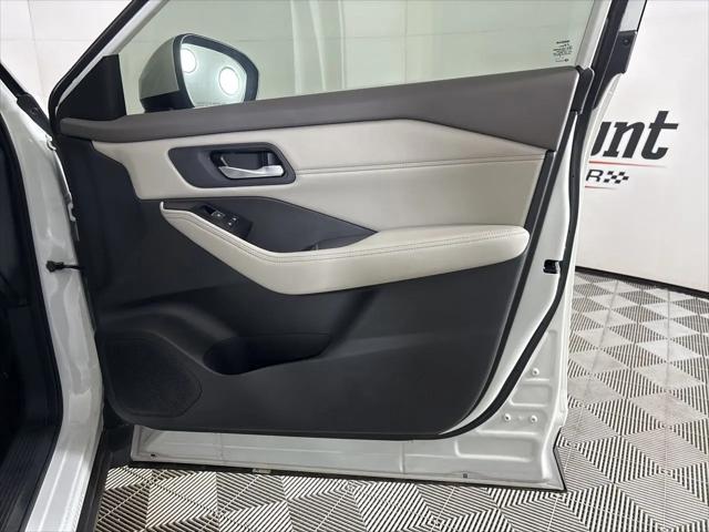 2023 Nissan Rogue SL Intelligent AWD
