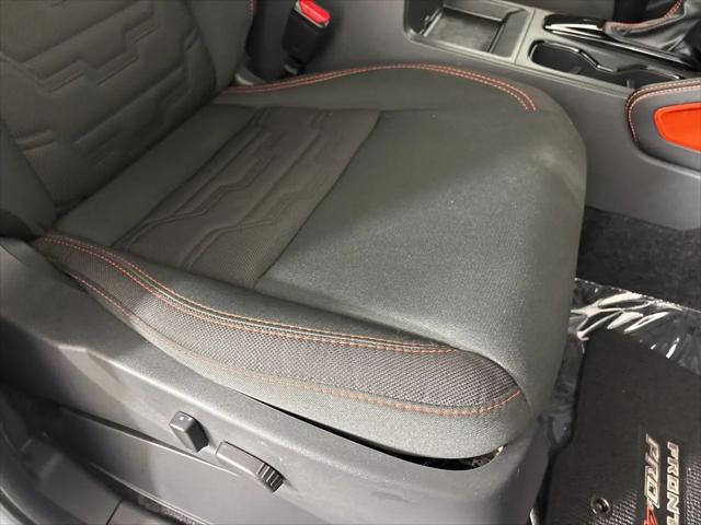 2025 Nissan Frontier Crew Cab PRO-4X 4x4