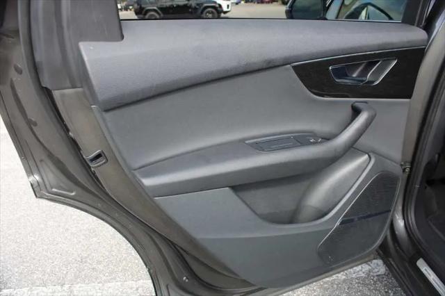 2022 Audi Q7 Premium Plus 55 TFSI quattro Tiptronic
