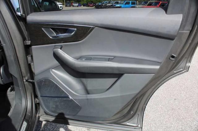 2022 Audi Q7 Premium Plus 55 TFSI quattro Tiptronic