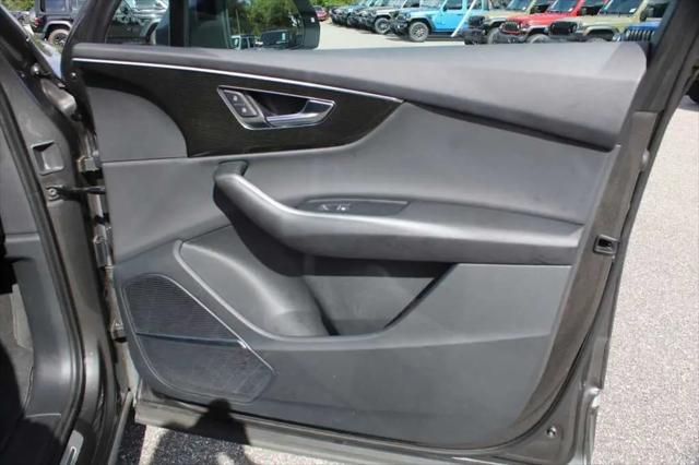 2022 Audi Q7 Premium Plus 55 TFSI quattro Tiptronic