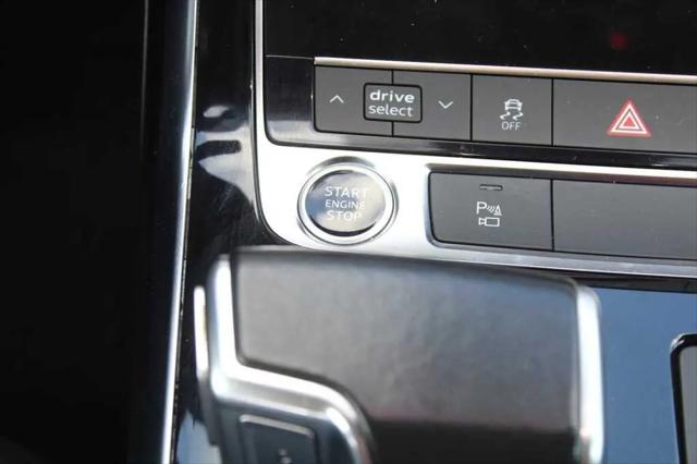 2022 Audi Q7 Premium Plus 55 TFSI quattro Tiptronic