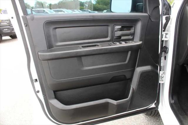 2024 Ram 1500 Classic Tradesman Crew Cab 4x2 5'7" Box