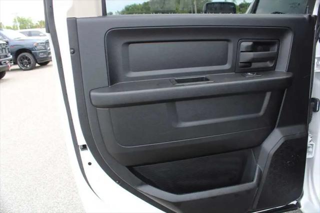 2024 Ram 1500 Classic Tradesman Crew Cab 4x2 5'7" Box