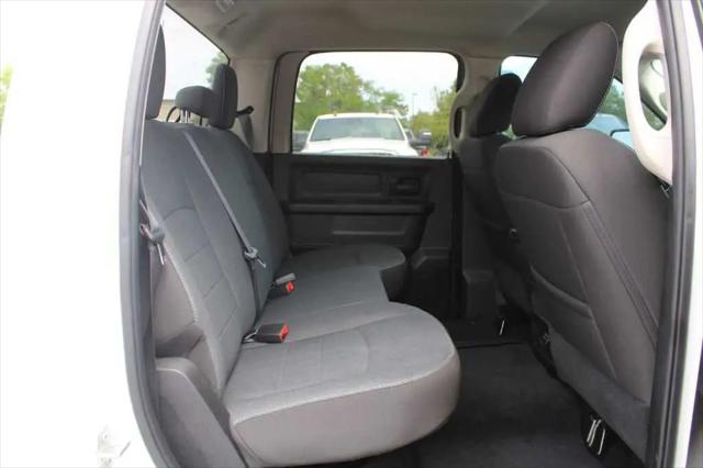 2024 Ram 1500 Classic Tradesman Crew Cab 4x2 5'7" Box