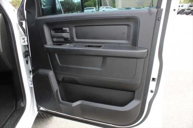 2024 Ram 1500 Classic Tradesman Crew Cab 4x2 5'7" Box