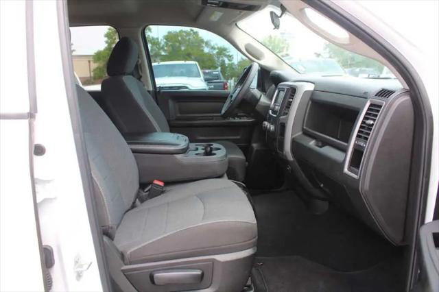 2024 Ram 1500 Classic Tradesman Crew Cab 4x2 5'7" Box