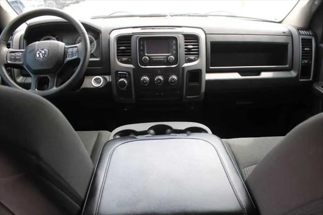 2024 Ram 1500 Classic Tradesman Crew Cab 4x2 5'7" Box
