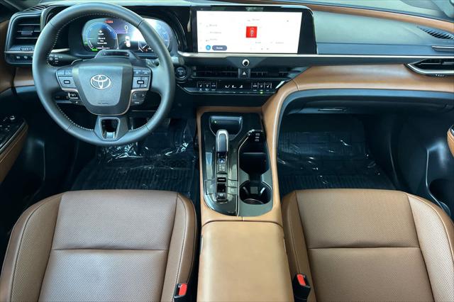 2025 Toyota Crown Signia Limited