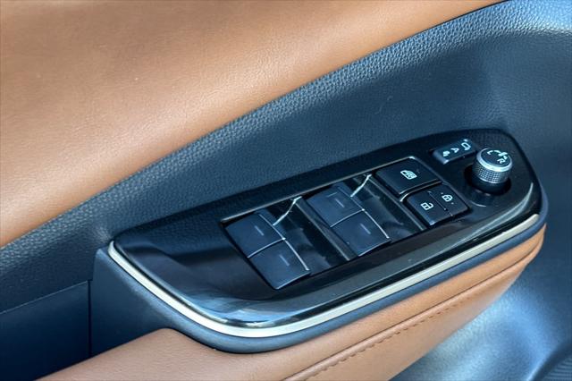2025 Toyota Crown Signia Limited