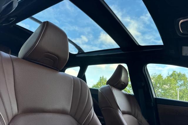 2025 Toyota Crown Signia Limited