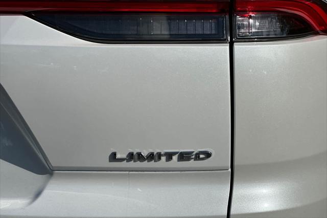 2025 Toyota Crown Signia Limited