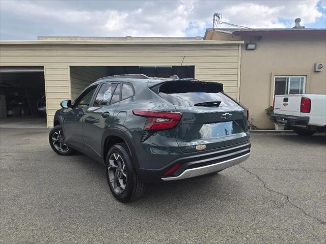2025 Chevrolet Trax FWD LT
