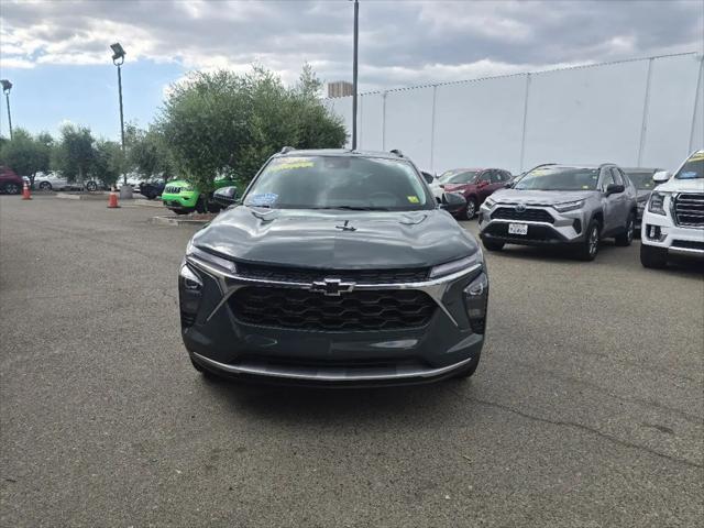 2025 Chevrolet Trax FWD LT