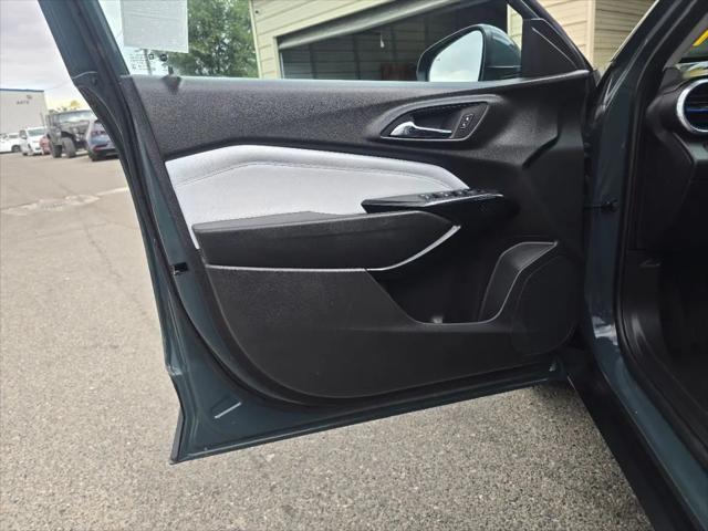 2025 Chevrolet Trax FWD LT