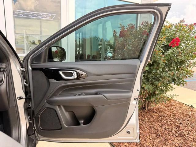 2023 Jeep Compass Altitude 4x4