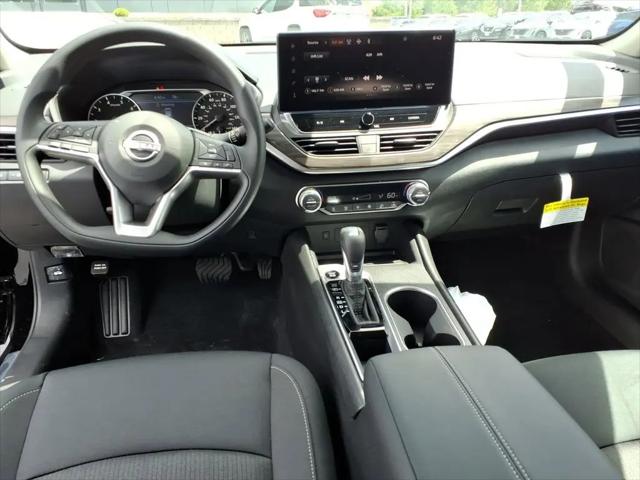 2026 Nissan Altima SV FWD