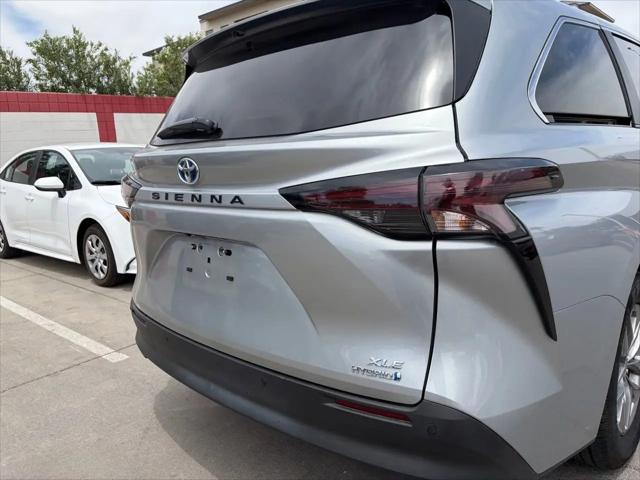 2023 Toyota Sienna XLE