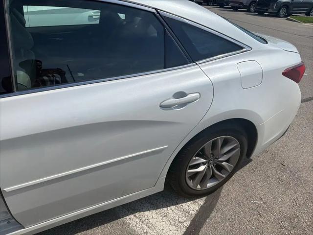 2019 Toyota Avalon XLE
