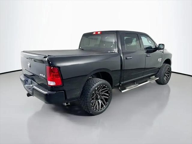 2020 Ram 1500 Express Crew Cab 4x4 5'7" Box