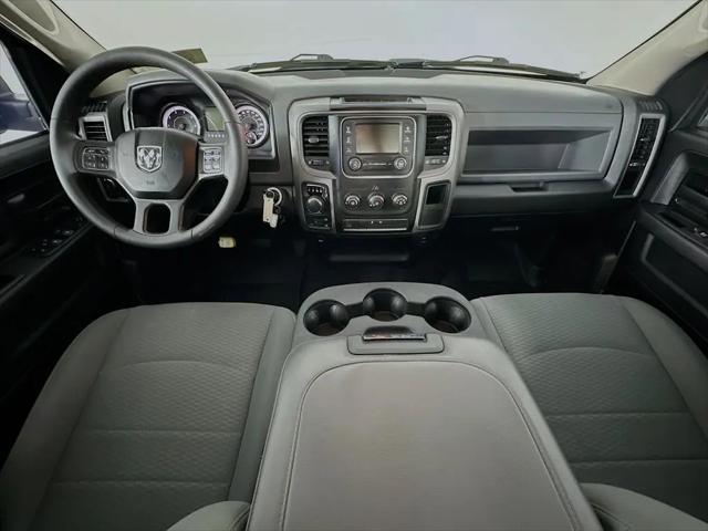 2020 Ram 1500 Express Crew Cab 4x4 5'7" Box