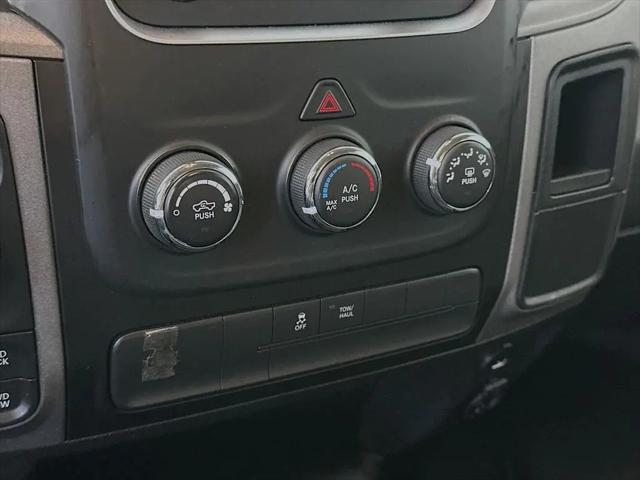 2020 Ram 1500 Express Crew Cab 4x4 5'7" Box