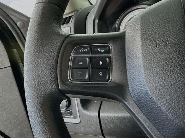2020 Ram 1500 Express Crew Cab 4x4 5'7" Box