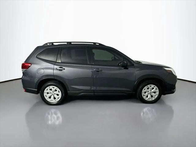 2023 Subaru Forester Base